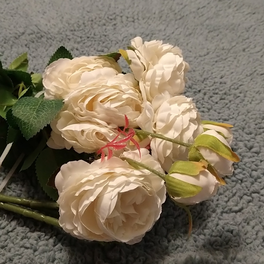 Artificial flowers